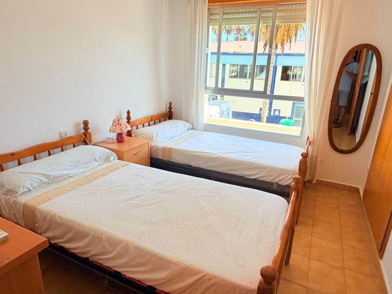 2 Zimmer Apartment zu vermieten in Almunecar mit Pool - 850 € (Ref: 10077237)