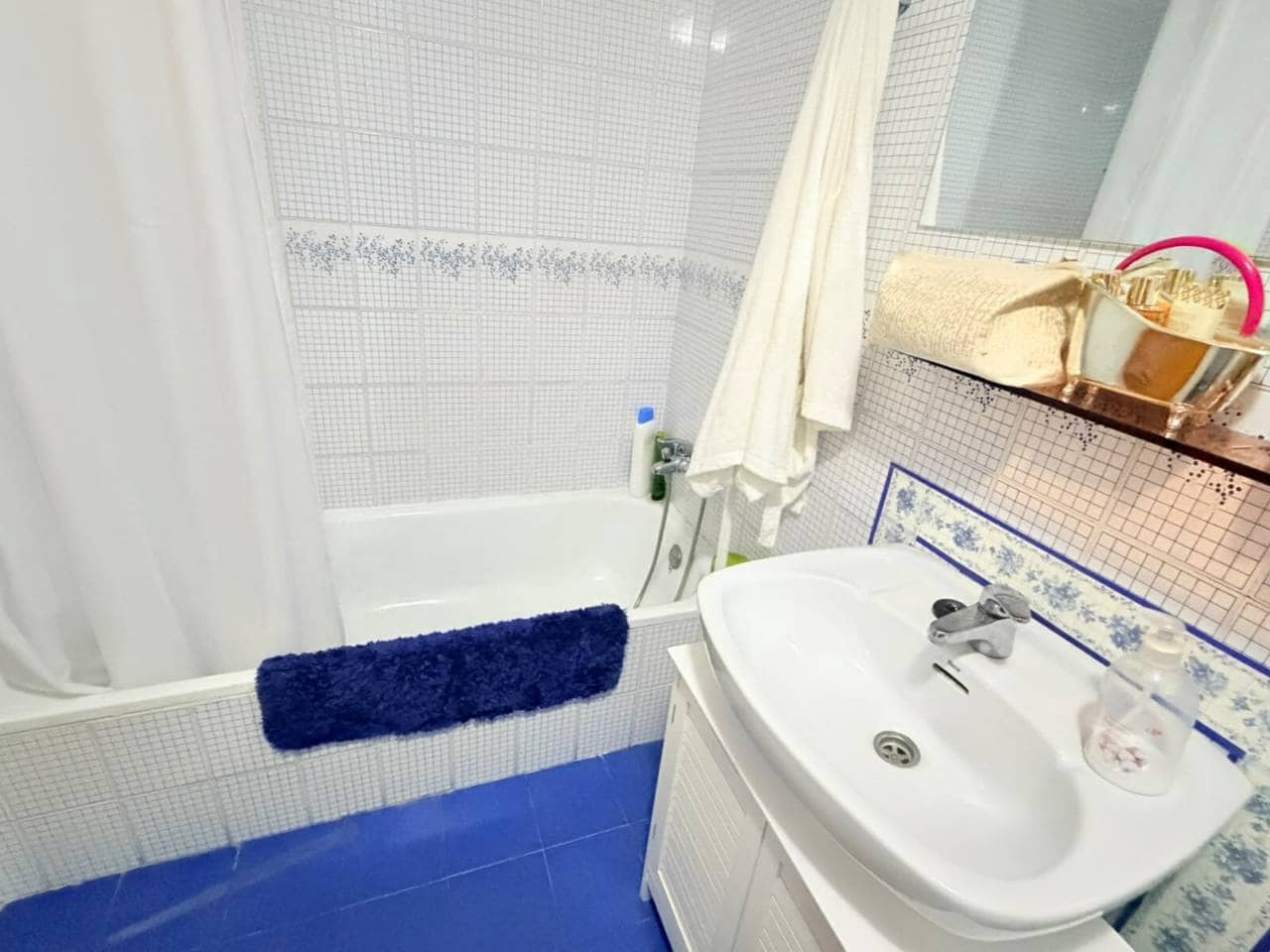 2 Zimmer Apartment zu vermieten in Almunecar mit Pool - 850 € (Ref: 10077237)