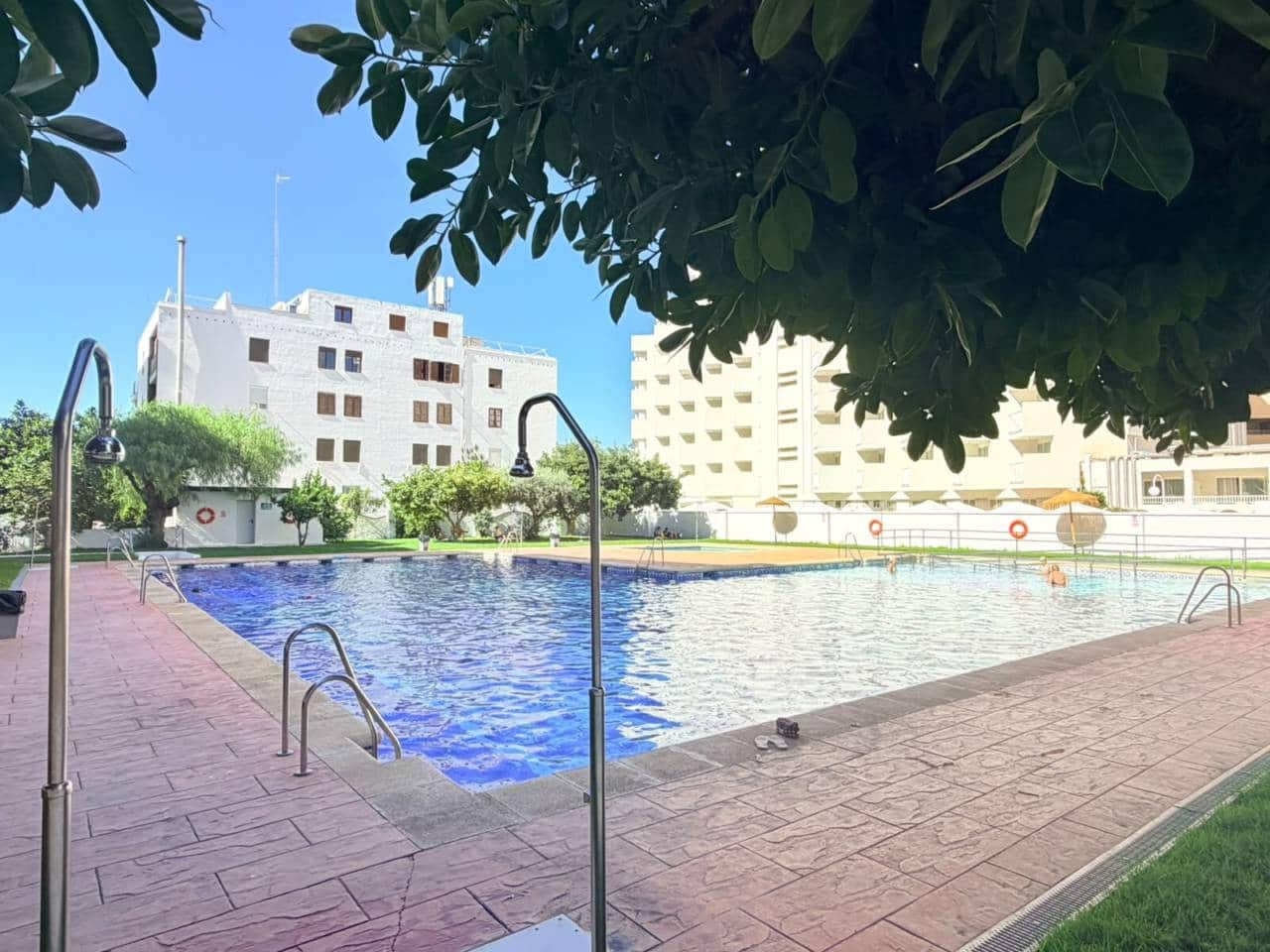 2 Zimmer Apartment zu vermieten in Almunecar mit Pool - 850 € (Ref: 10077237)