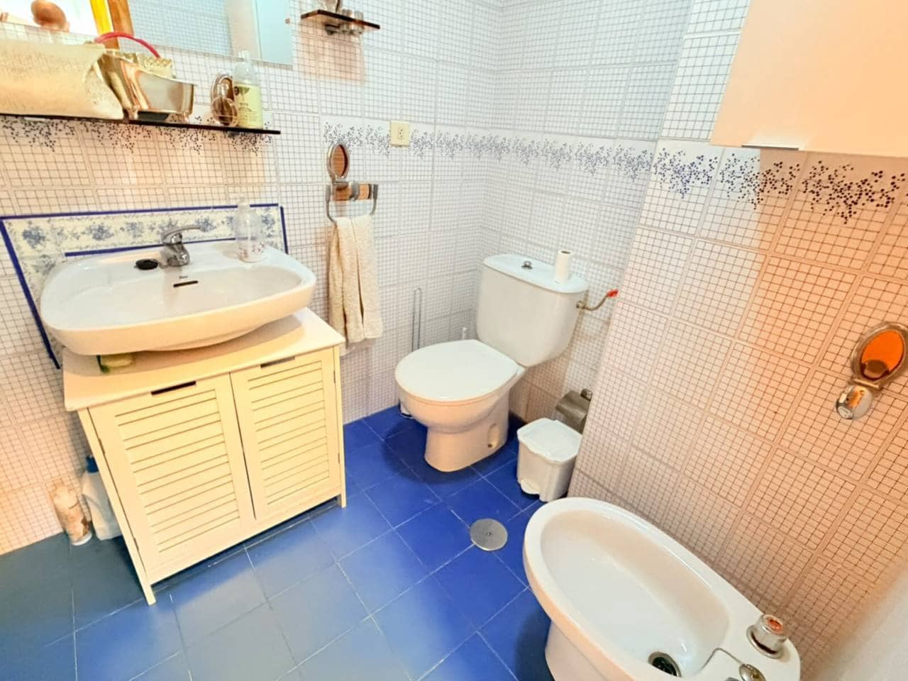 2 Zimmer Apartment zu vermieten in Almunecar mit Pool - 850 € (Ref: 10077237)