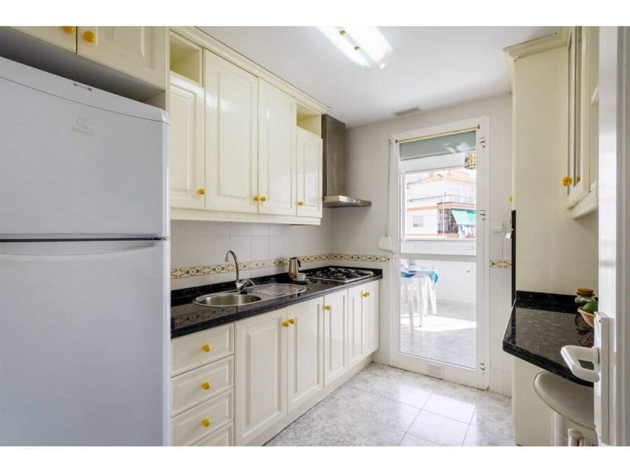 2 slaapkamer Flat te koop in Velilla met zwembad garage - € 290.000 (Ref: 10095651)