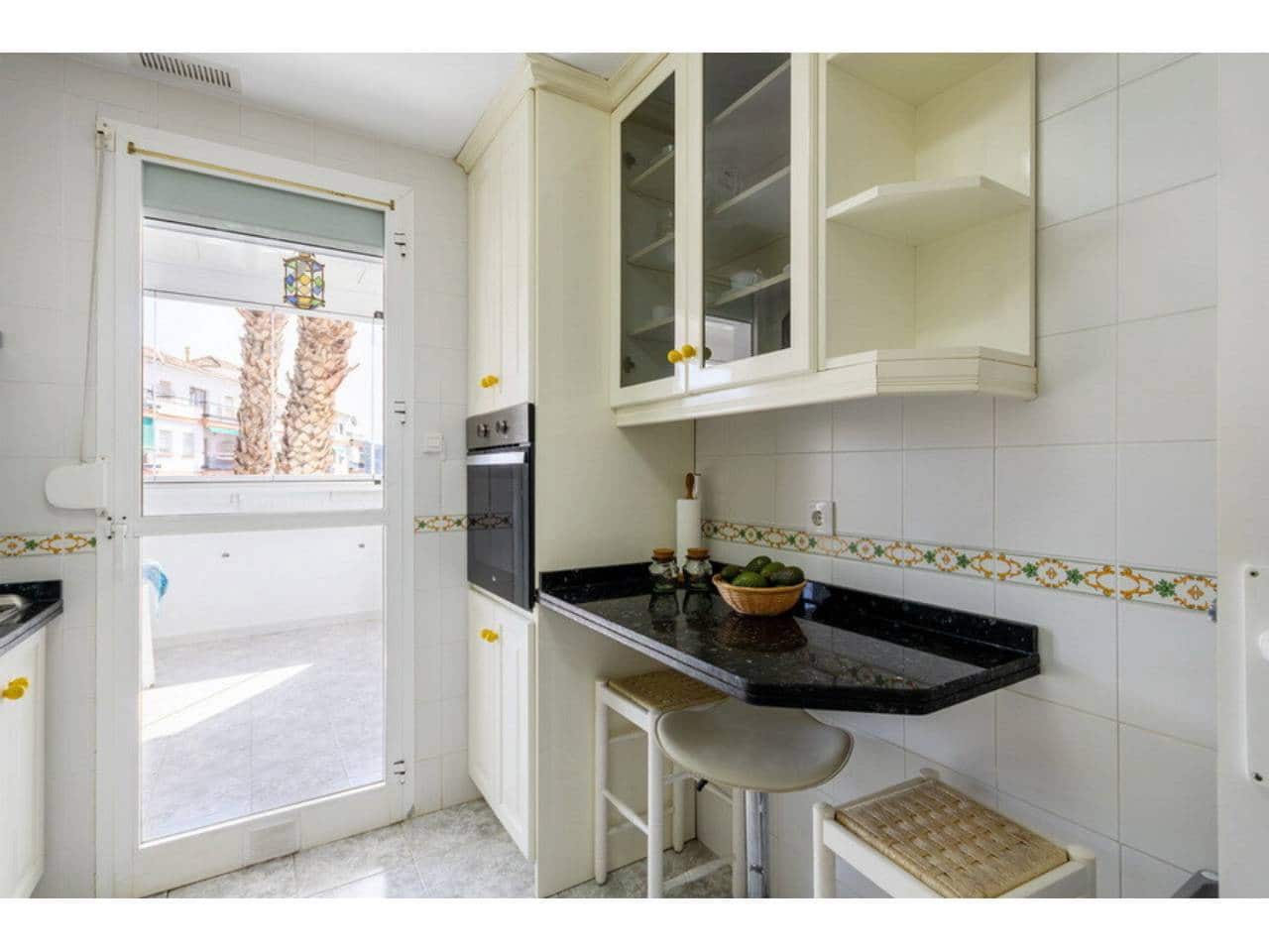 2 slaapkamer Flat te koop in Velilla met zwembad garage - € 290.000 (Ref: 10095651)