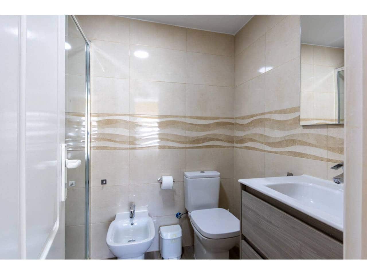 2 slaapkamer Flat te koop in Velilla met zwembad garage - € 290.000 (Ref: 10095651)