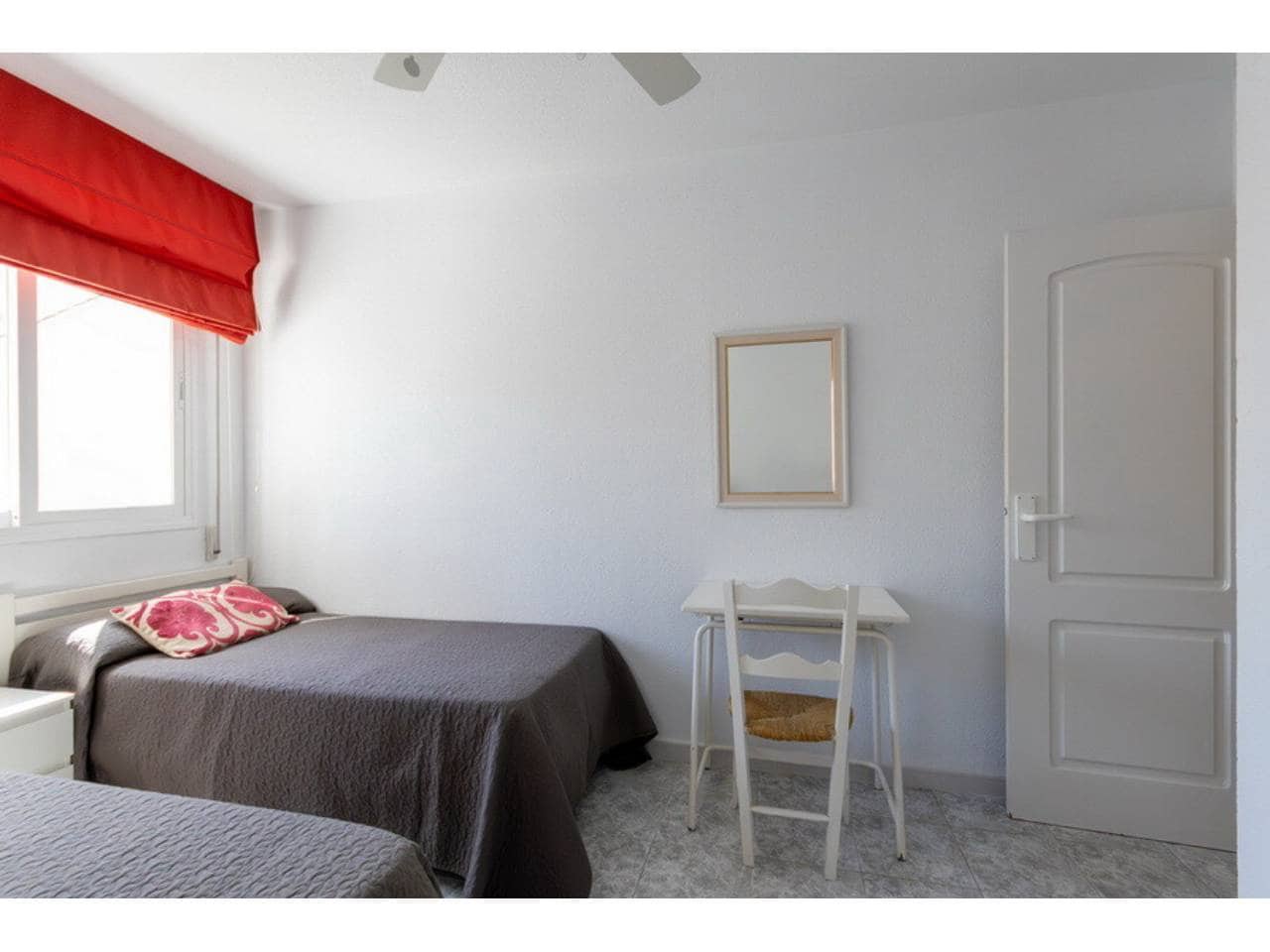 2 slaapkamer Flat te koop in Velilla met zwembad garage - € 290.000 (Ref: 10095651)