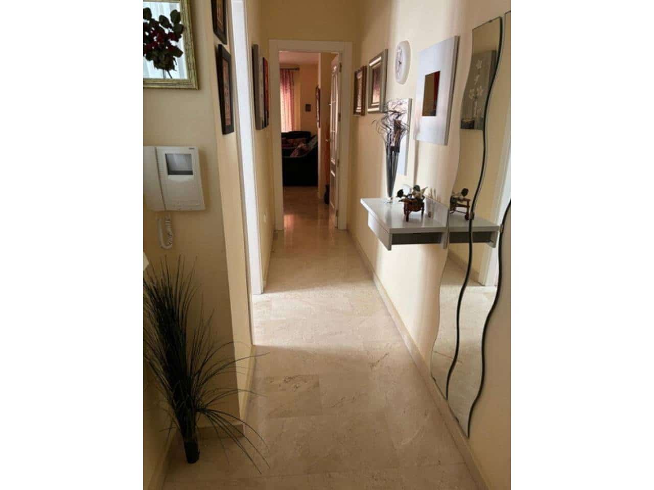 2 slaapkamer Appartement te huur in Velilla - € 800 (Ref: 10118417)