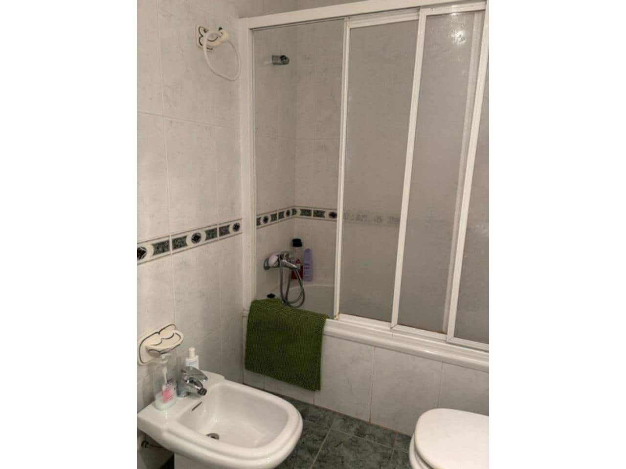 2 slaapkamer Appartement te huur in Velilla - € 800 (Ref: 10118417)