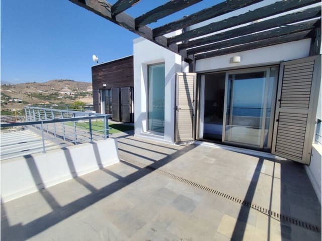 4 soveværelse Villa til salg i Taramay, Almuñécar med swimmingpool garage - € 875.000 (Ref: 10136712)