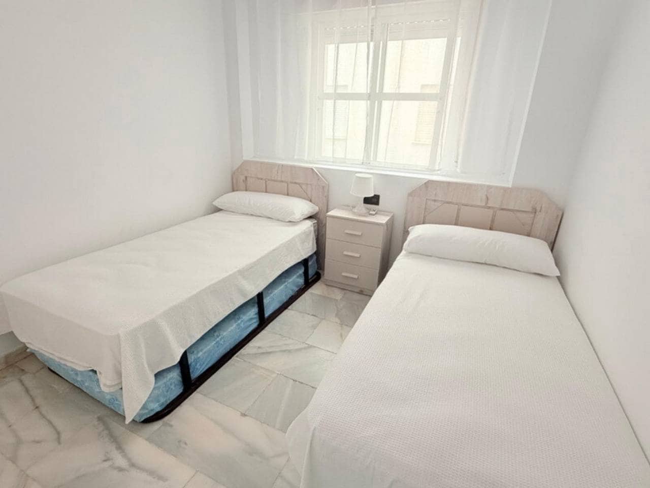 2 sypialnia Mieszkanie do wynajęcia w Velilla z basenem - 980 € (Ref: 10138990)