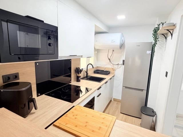 2 sypialnia Mieszkanie do wynajęcia w Velilla, Almuñécar z basenem - 980 € (Ref: 10138990)
