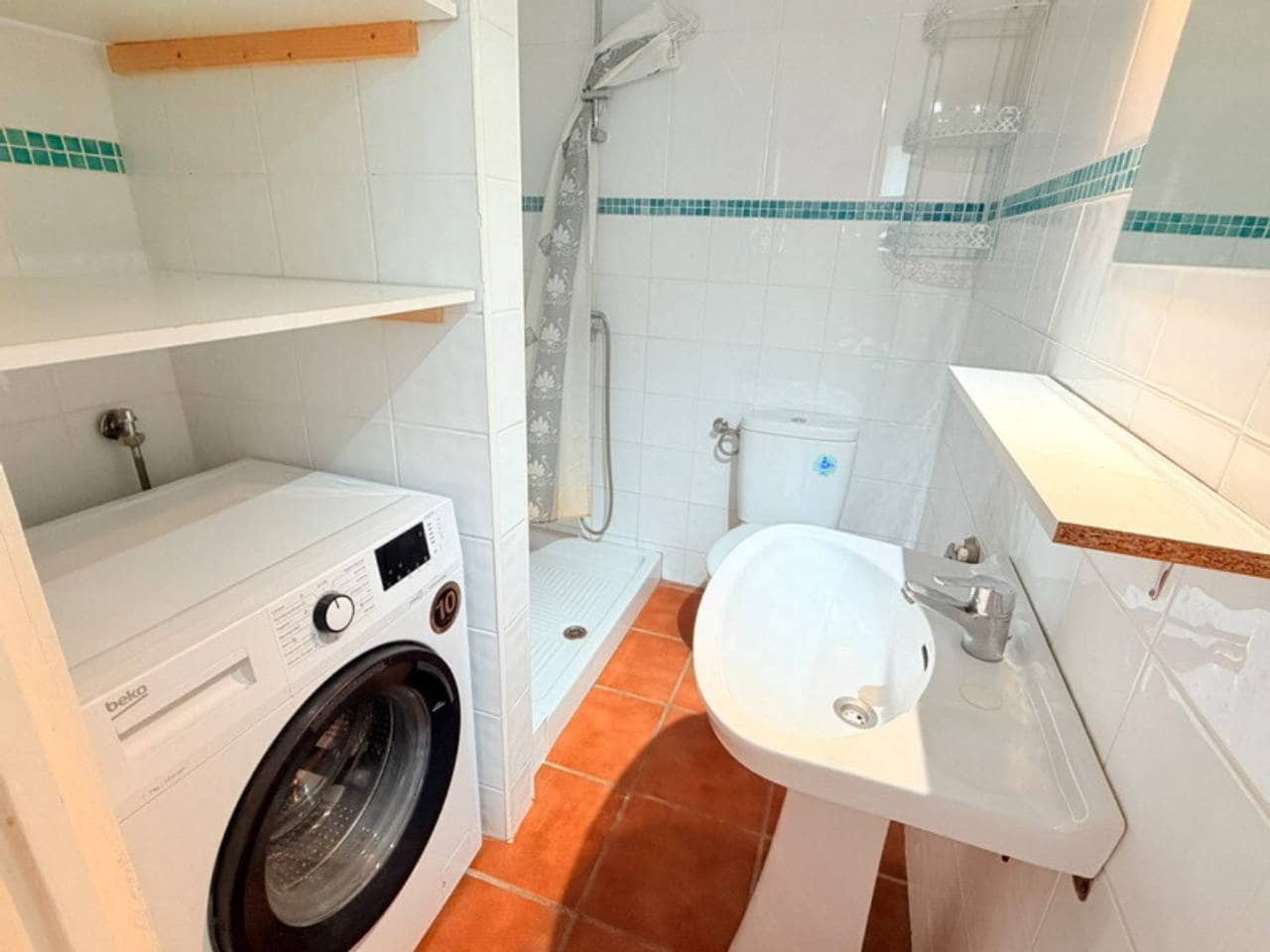 Apartamento de 3 habitaciones en Velilla en venta con piscina - 370.000 € (Ref: 10145667)