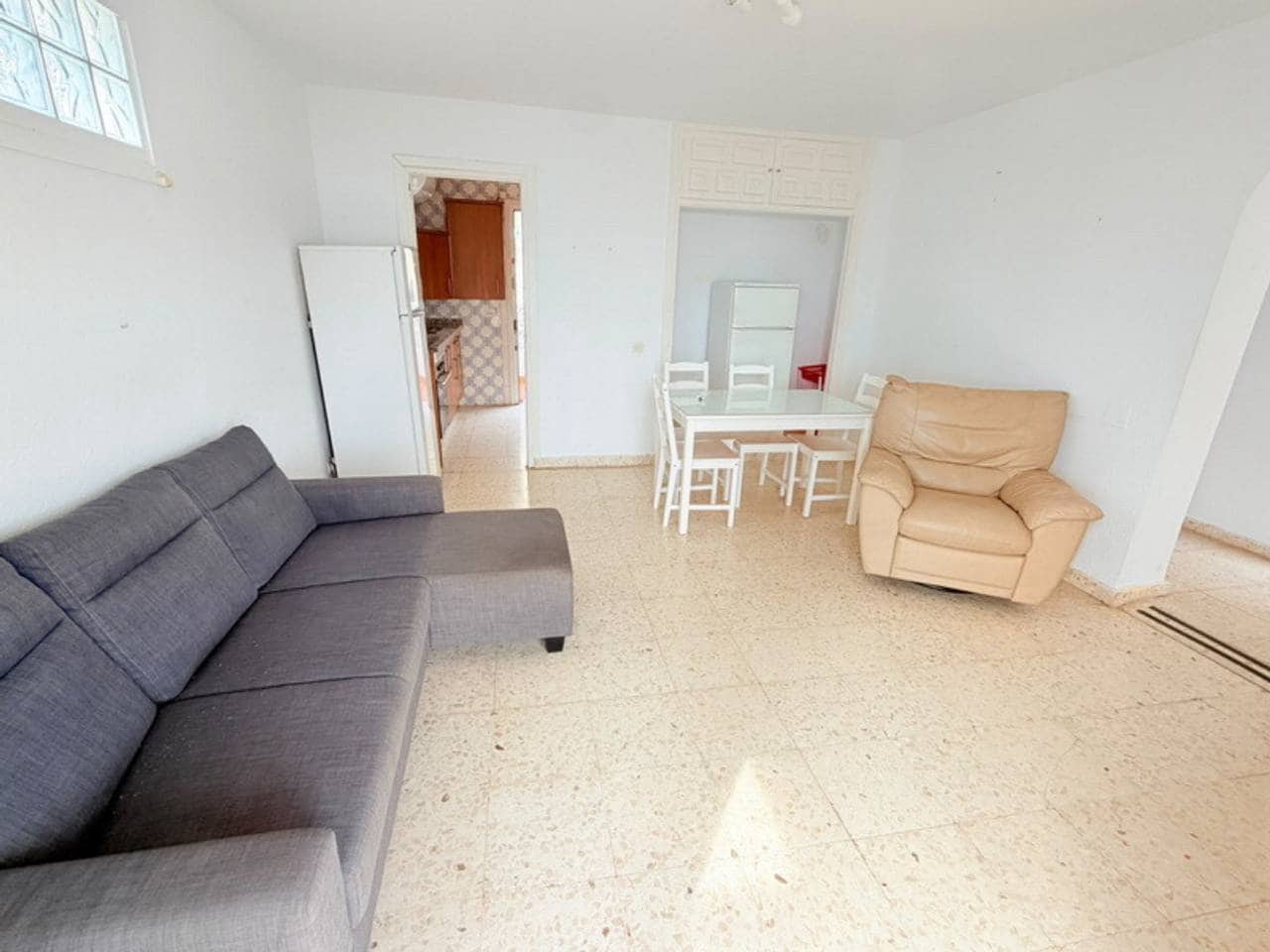 Apartamento de 3 habitaciones en Velilla en venta con piscina - 370.000 € (Ref: 10145667)