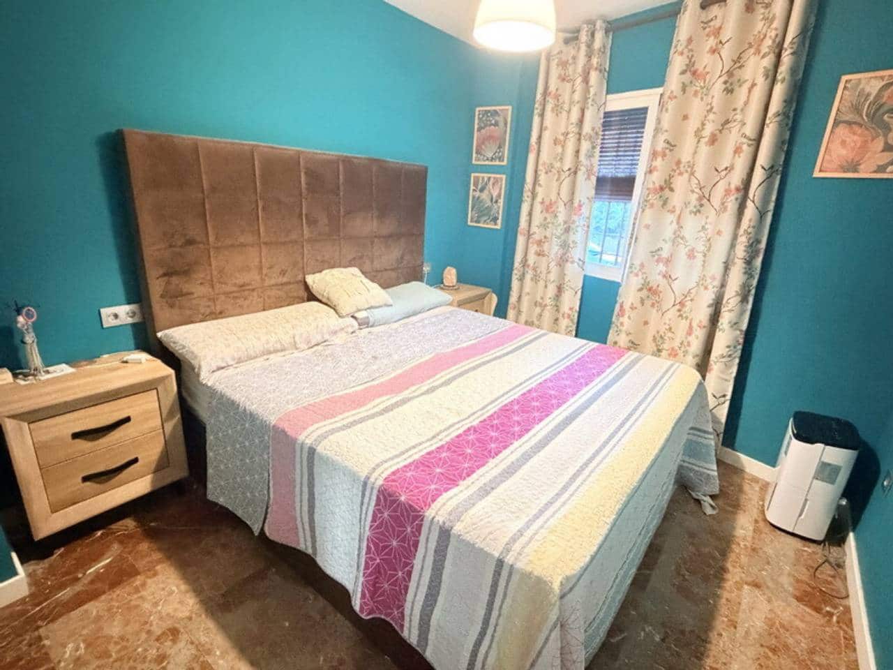 3 bedroom Apartment for sale in Almunecar - € 255,000 (Ref: 10165667)