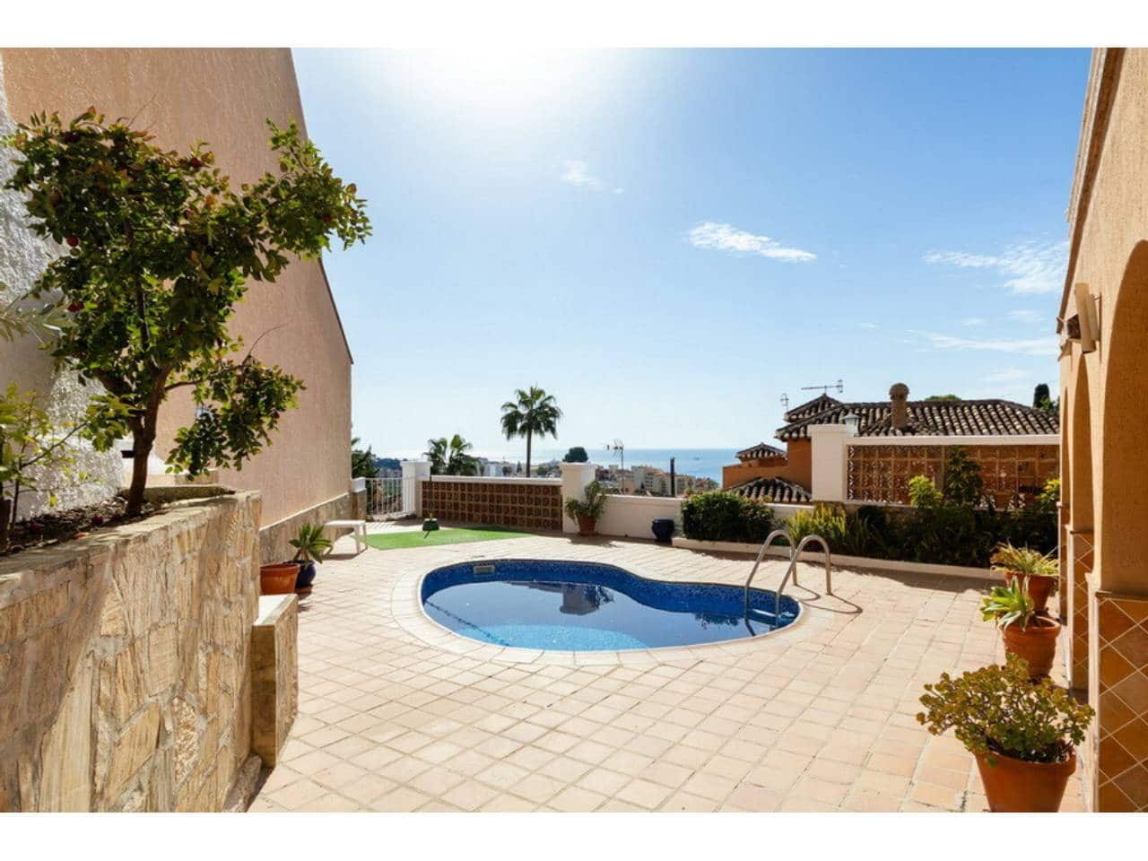 4 soverom Villa til salgs i Almunecar med garasje - € 795 000 (Ref: 10176192)
