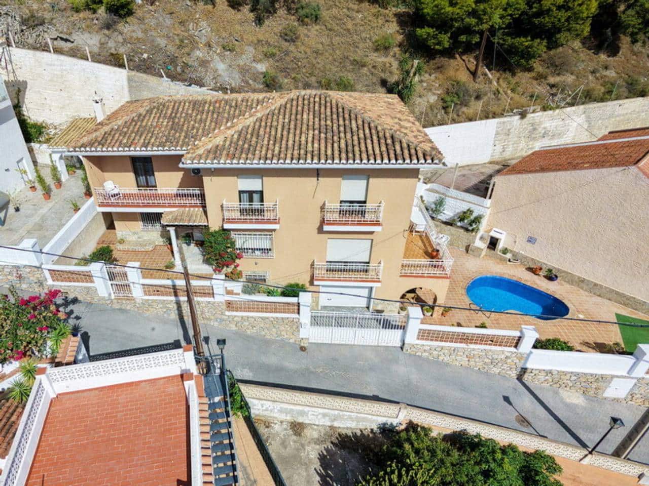 4 soverom Villa til salgs i Almunecar med garasje - € 795 000 (Ref: 10176192)