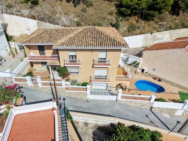 4 soverom Villa til salgs i Almuñécar med garasje - € 795 000 (Ref: 10176192)