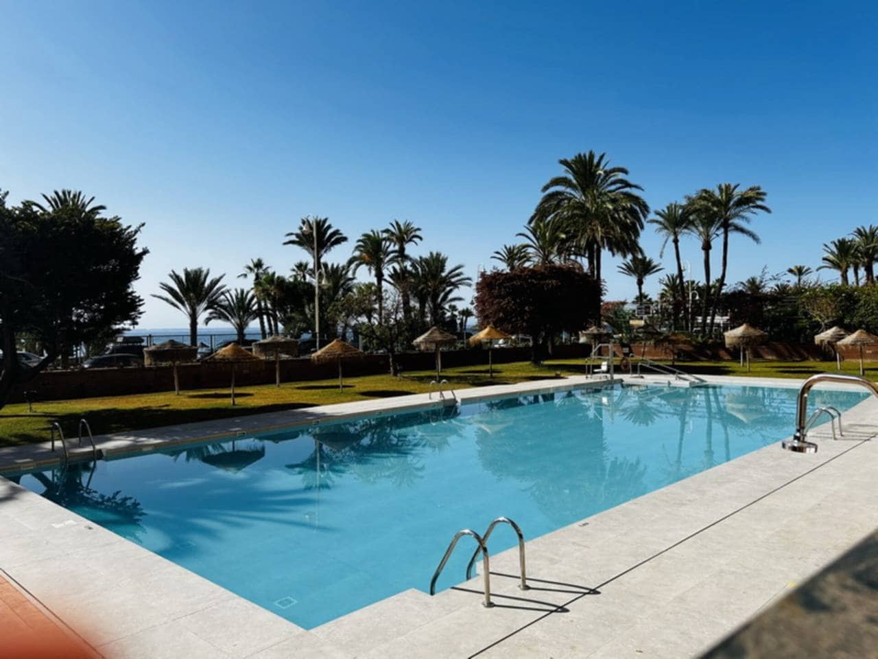 1 quarto Apartamento para arrendamento para férias em Almunecar com piscina - 490 € (Ref: 4712546)