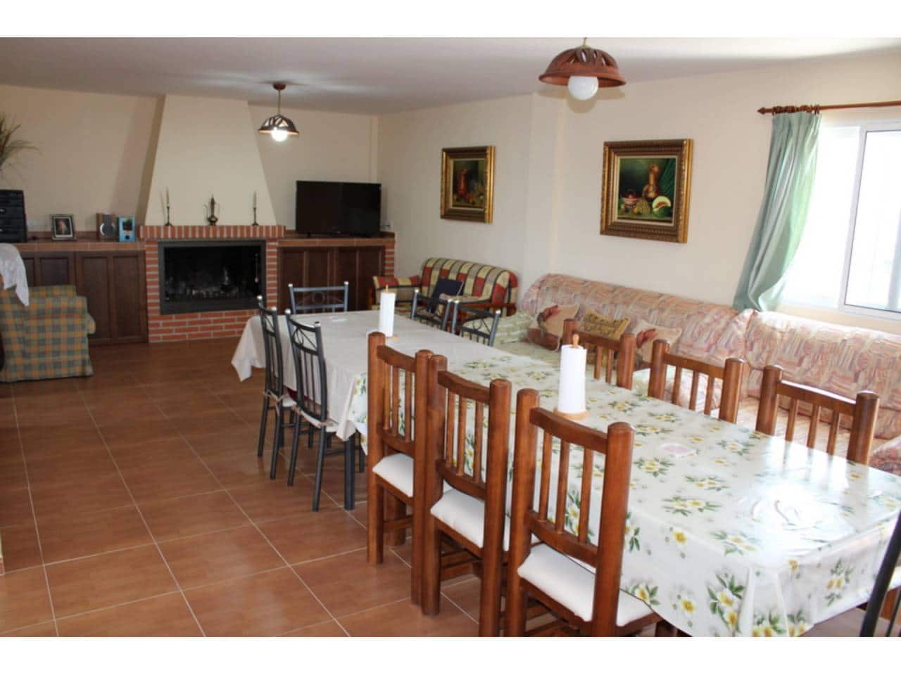 5 bedroom Finca/Country House for rent in Itrabo with pool garage - € 1,500 (Ref: 5064833)