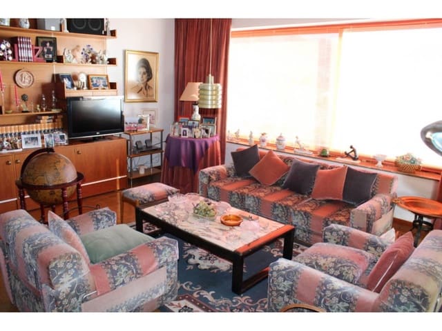 6 sypialnia Willa na sprzedaż w Velilla, Almuñécar z garażem - 650 000 € (Ref: 5192162)