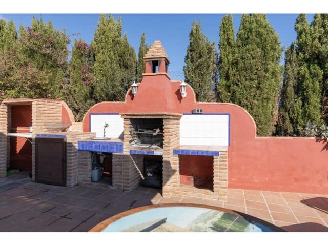 5 soveværelse Villa til salg i Taramay, Almuñécar med swimmingpool - € 750.000 (Ref: 5709772)