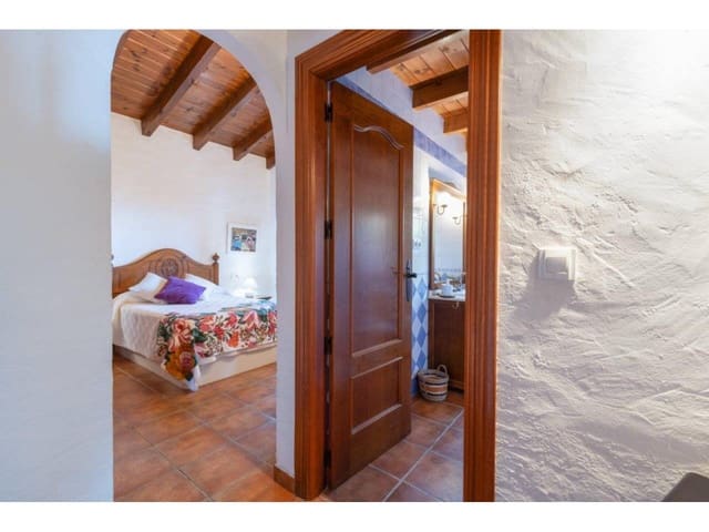 5 soveværelse Villa til salg i Taramay, Almuñécar med swimmingpool - € 750.000 (Ref: 5709772)