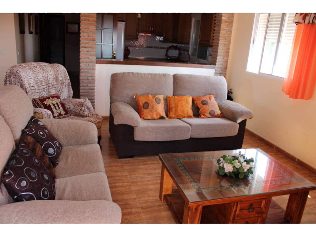 4 makuuhuone Maalaistalo myytävänä paikassa Itrabo mukana uima-altaan 
autotalli - 375 000 € (Ref: 6426352)