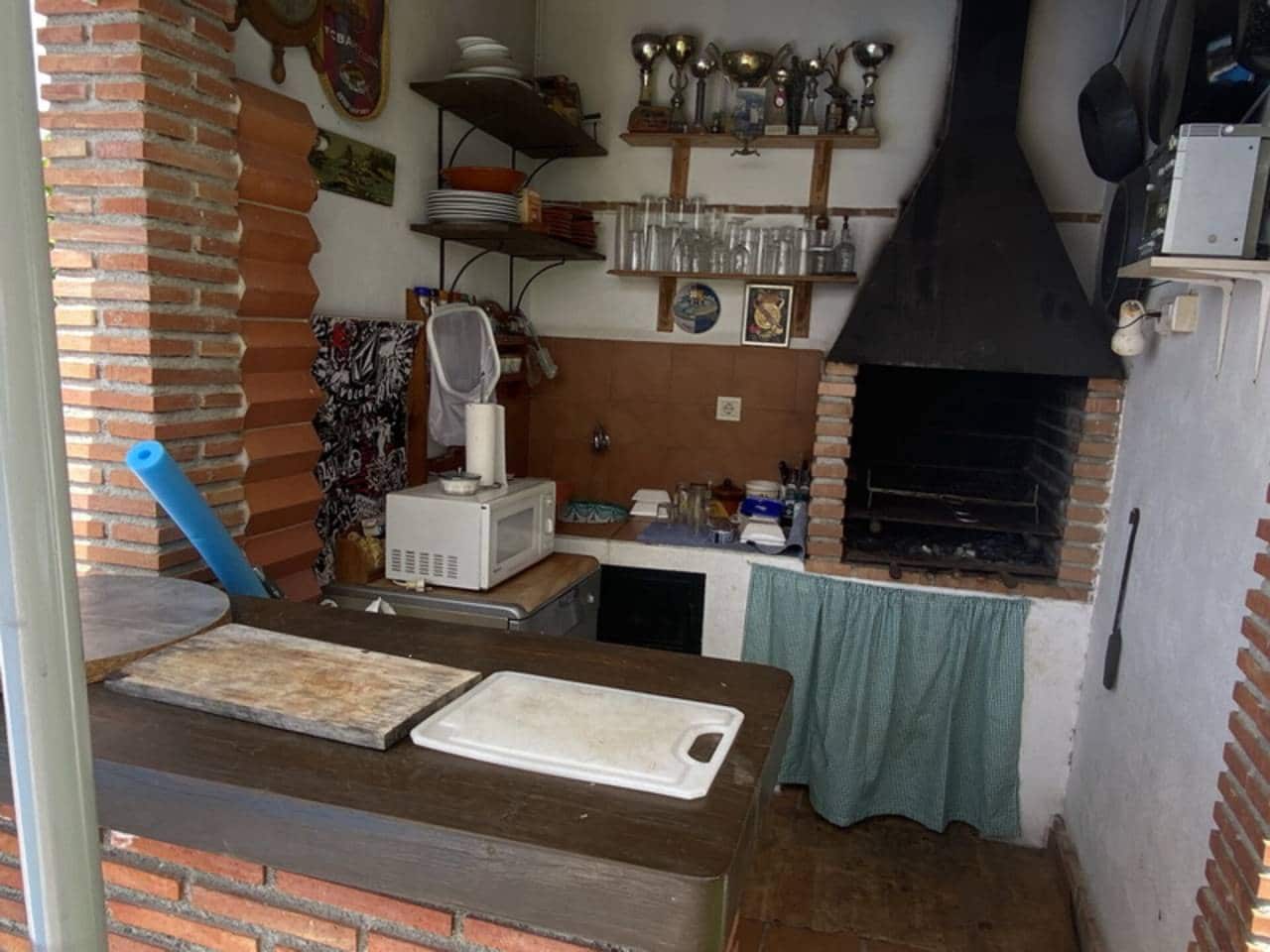 3 Zimmer Villa zu verkaufen in Velilla mit Pool Garage - 680.000 € (Ref: 6747099)