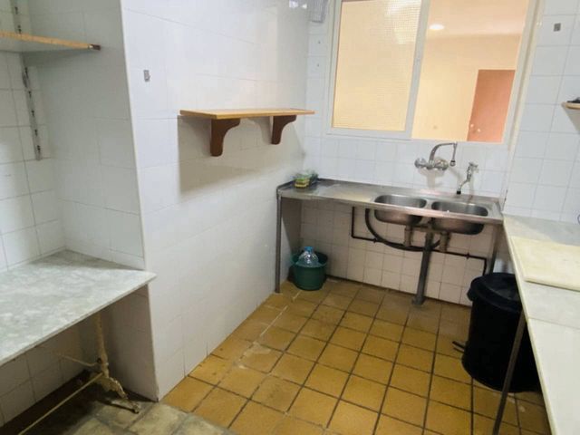 Local Commercial à louer à Almuñécar - 1 200 € (Ref: 6928109)