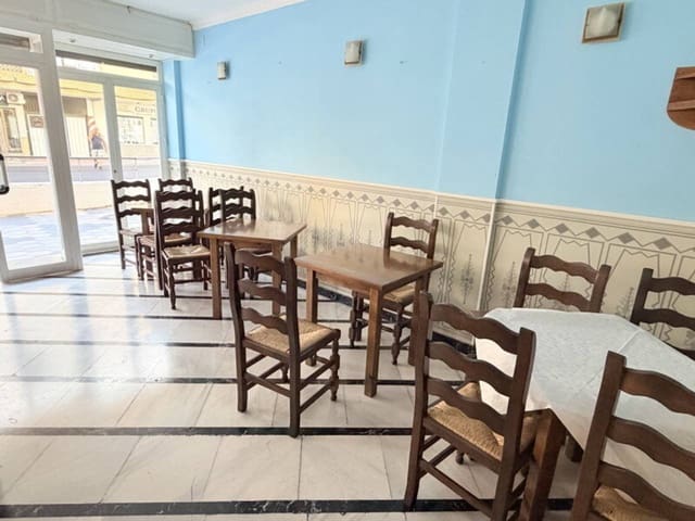 Commercial for rent in Almuñécar - € 1,200 (Ref: 6928109)