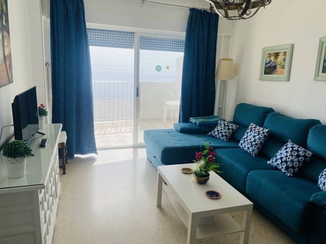 2 bedroom Apartment for holiday rental in Almuñécar with pool - € 490 (Ref: 7131318)