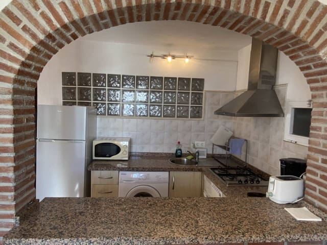 1 soveværelse Lejlighed til leje i Velilla, Almuñécar med swimmingpool - € 520 (Ref: 7140865)