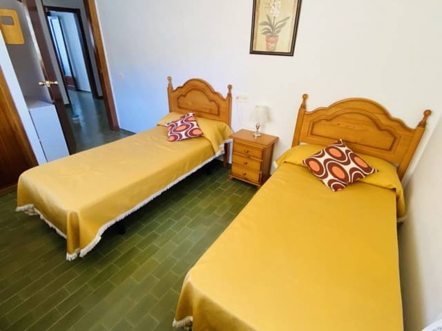 2 bedroom Apartment for holiday rental in Almuñécar with pool - € 490 (Ref: 7628079)