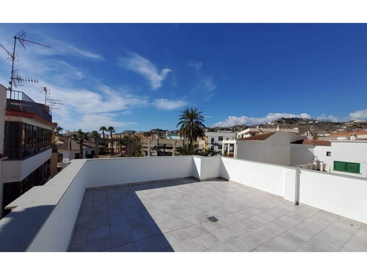 3 soveværelse Rækkehus til salg i Almunecar - € 350.000 (Ref: 7685493)