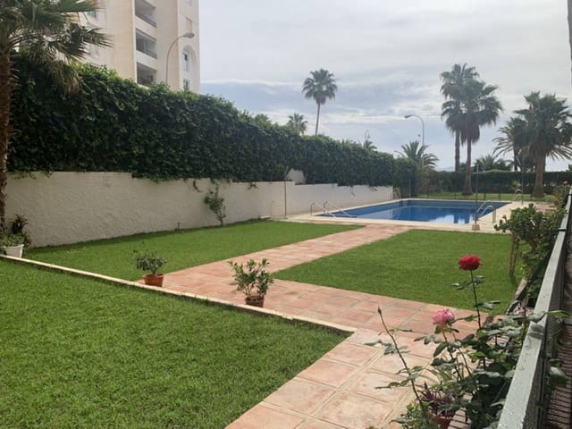 2 bedroom Apartment for holiday rental in Almuñécar with pool - € 490 (Ref: 7694598)