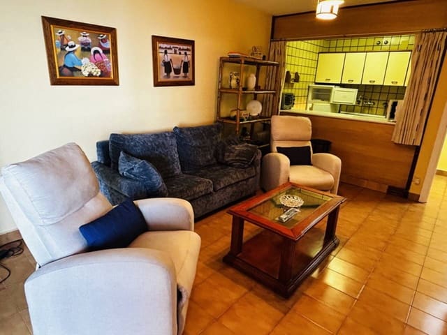 2 bedroom Apartment for holiday rental in Almuñécar with pool - € 490 (Ref: 7694598)