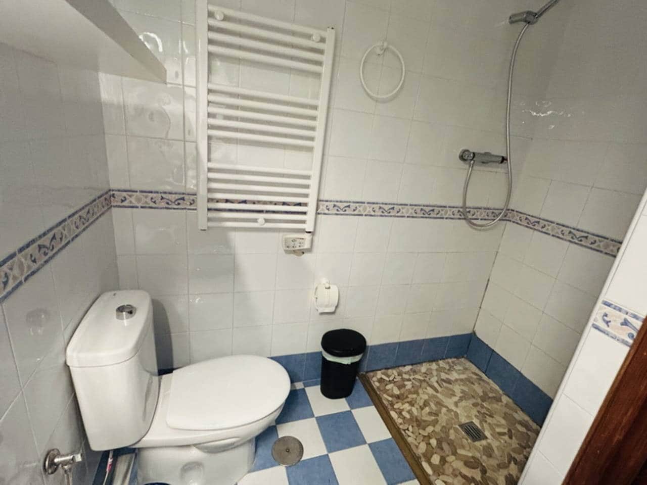 3 bedroom Villa for rent in Velilla with garage - € 1,300 (Ref: 7703245)