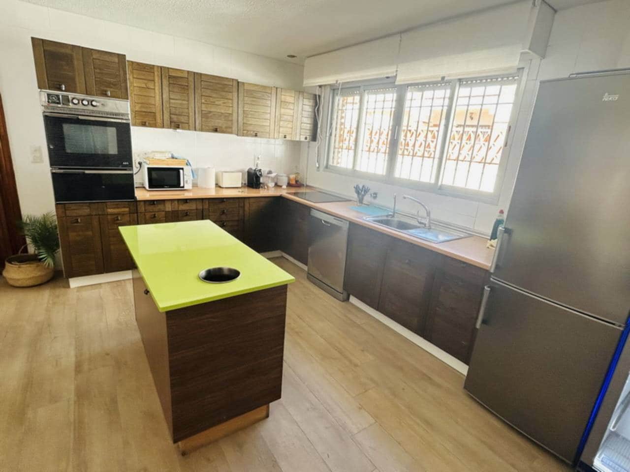 3 bedroom Villa for rent in Velilla with garage - € 1,300 (Ref: 7703245)