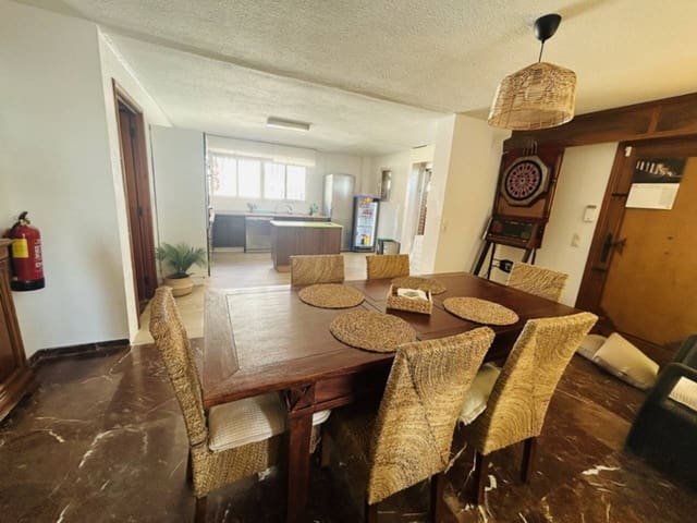 3 makuuhuone Huvila vuokrattavana paikassa Velilla, Almuñécar mukana 
autotalli - 1 300 € (Ref: 7703245)