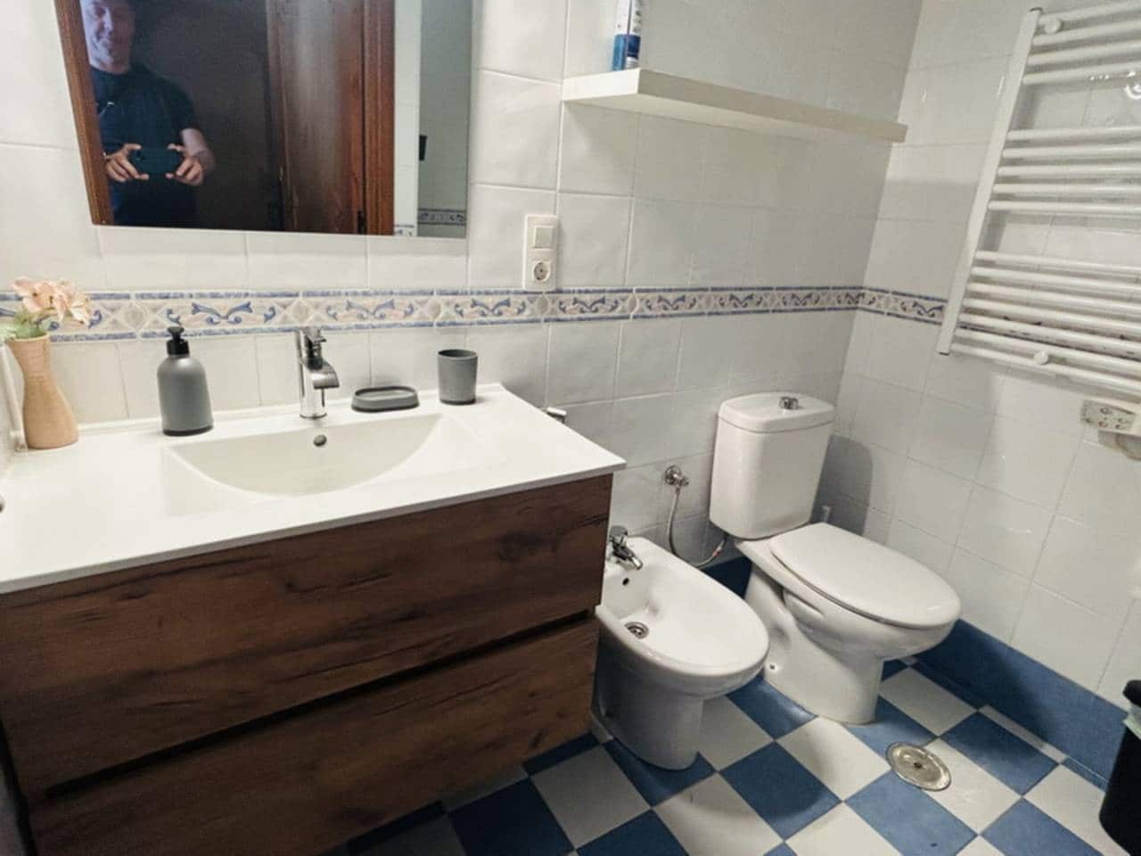 3 bedroom Villa for rent in Velilla with garage - € 1,300 (Ref: 7703245)