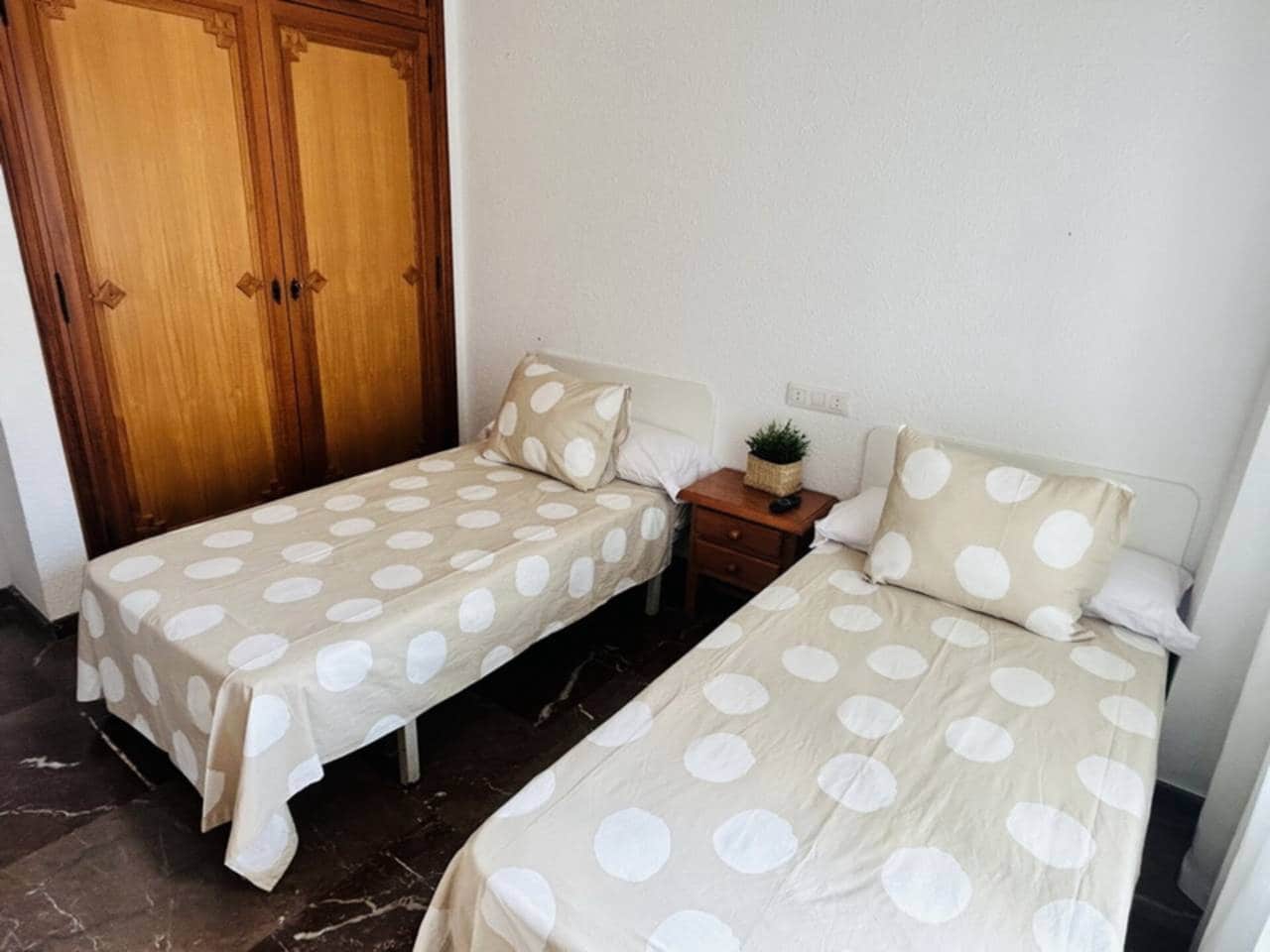 3 bedroom Villa for rent in Velilla with garage - € 1,300 (Ref: 7703245)