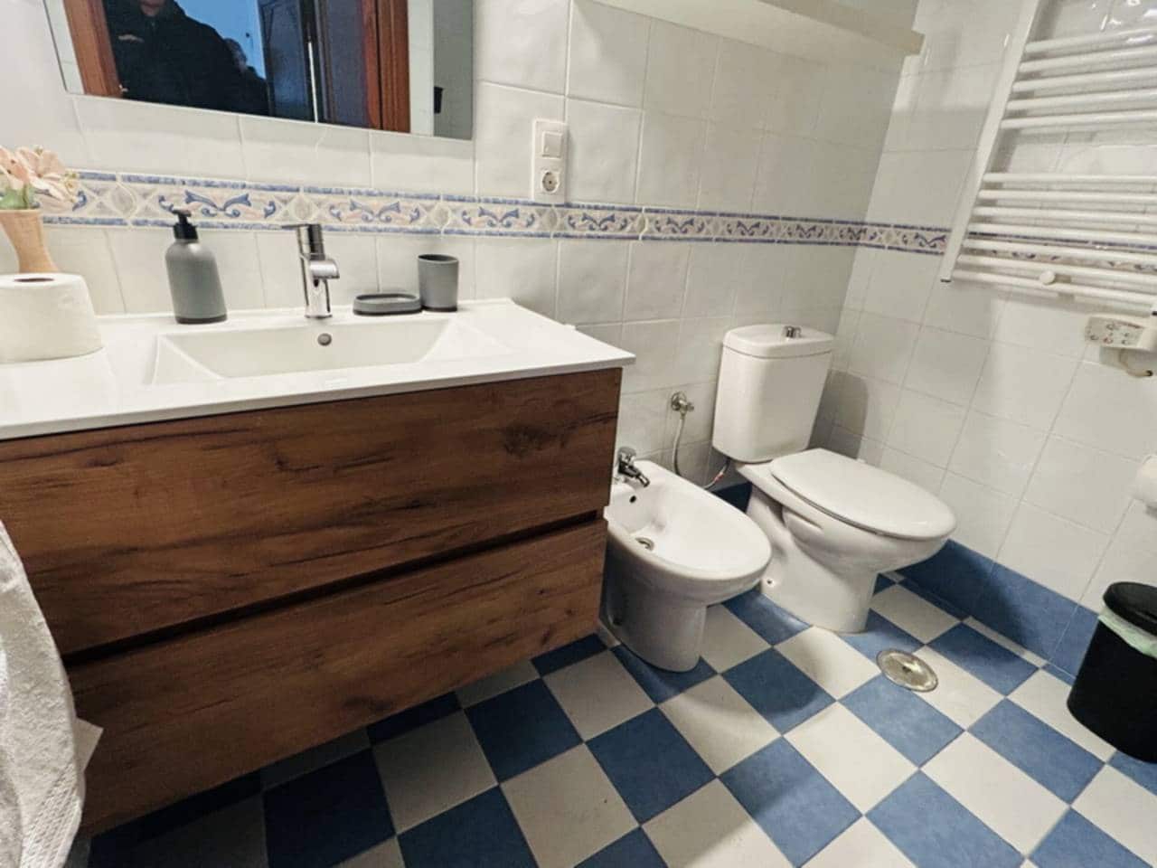 Chalet de 3 habitaciones en Velilla en alquiler con garaje - 1.300 € (Ref: 7703245)