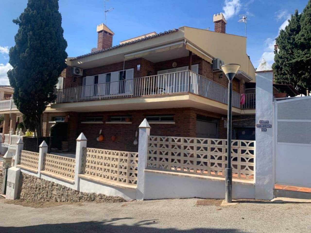 Chalet de 3 habitaciones en Velilla en alquiler con garaje - 1.300 € (Ref: 7703245)