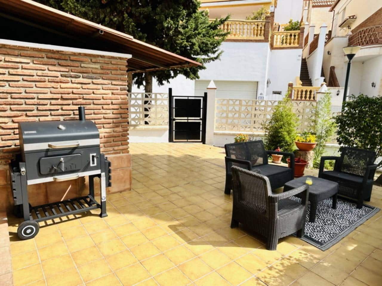 Chalet de 3 habitaciones en Velilla en alquiler con garaje - 1.300 € (Ref: 7703245)