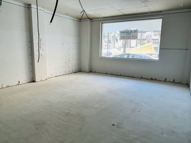 Erhverv til leje i Almuñécar - € 850 (Ref: 7706512)