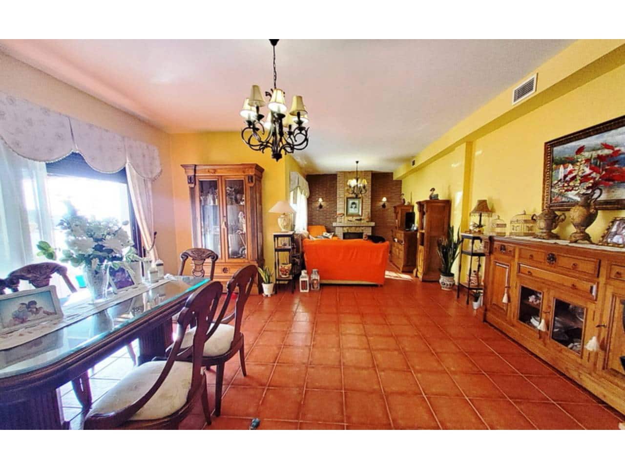 3 Zimmer Villa zu verkaufen in Almunecar mit Pool Garage - 385.000 € (Ref: 7736357)