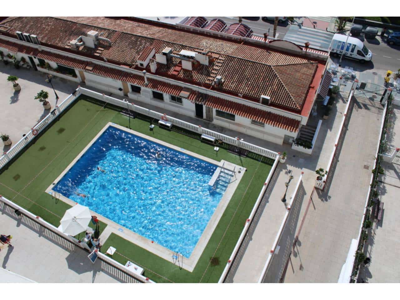 2 soveværelse Lejlighed til leje i Velilla med swimmingpool - € 980 (Ref: 7747726)