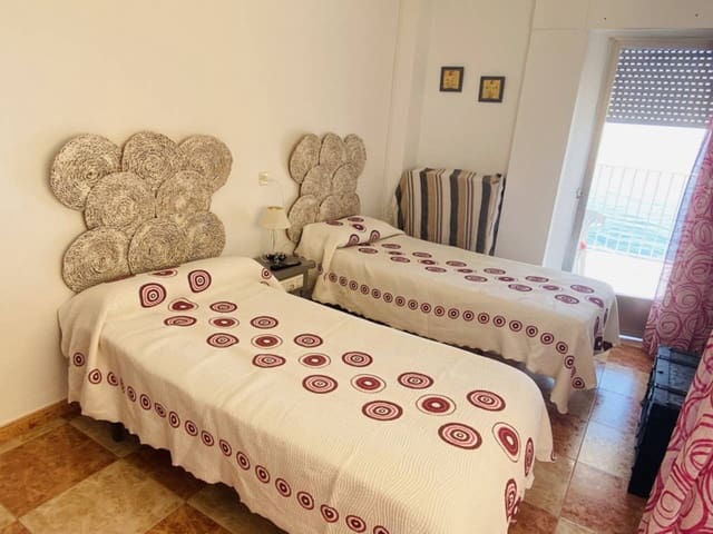 2 soveværelse Lejlighed til leje i Velilla, Almuñécar med swimmingpool - € 980 (Ref: 7747726)