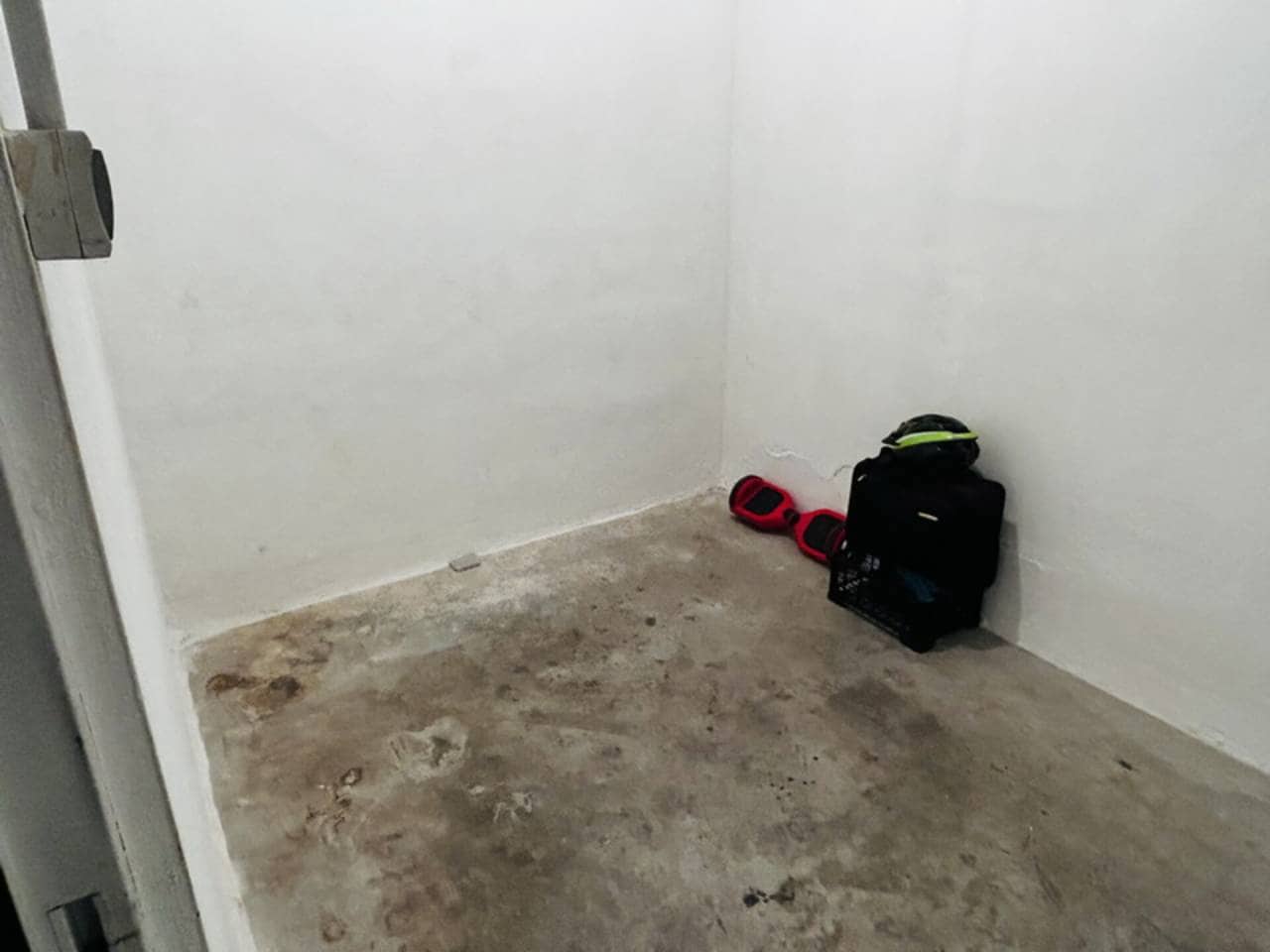 Garage til salg i Almunecar - € 40.000 (Ref: 7835834)