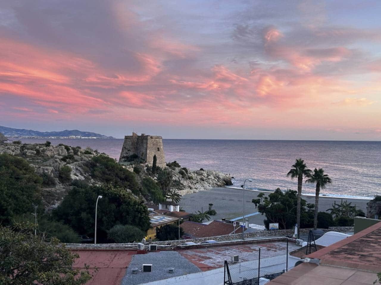 2 soveværelse Lejlighed til salg i Taramay med garage - € 335.000 (Ref: 7892130)