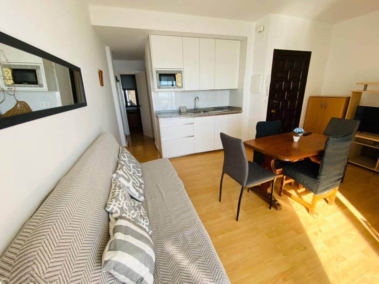 1 quarto Apartamento para arrendamento para férias em Almunecar com piscina - 385 € (Ref: 8052270)