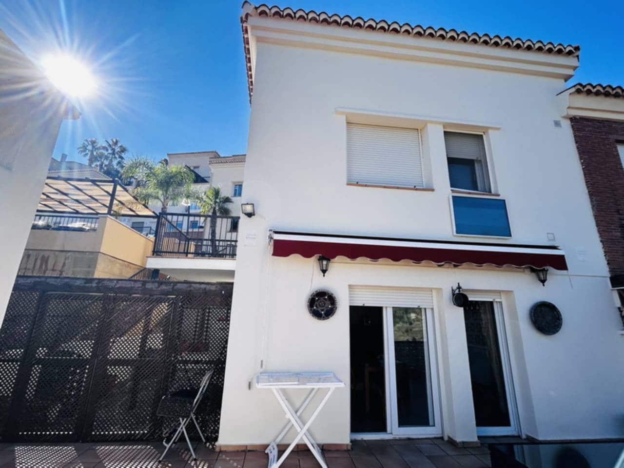 4 quarto Casa em Banda para venda em Almunecar com piscina - 360 000 € (Ref: 8148920)